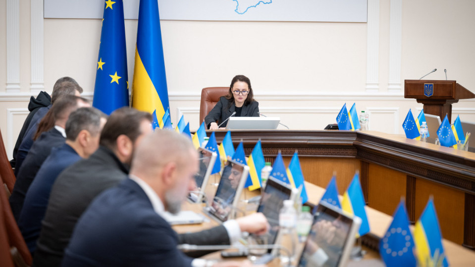 Правительство выделило еще 400 млн грн на выплаты освобожденным из плена и семьям пленных