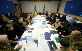 Володимиру Зеленському на Ставці представили кандидатури на посаду командувача ПВК «Південь»