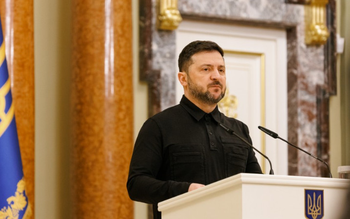 Нам нужно завершить эту войну достойным миром для Украины — Зеленский