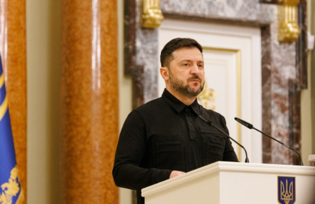 Нам нужно завершить эту войну достойным миром для Украины — Зеленский