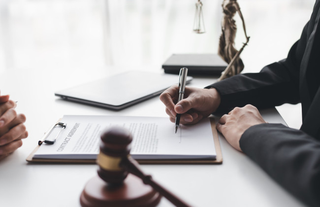 Арбитраж в договоре не работает: Верховный Суд объяснил, когда спор с иностранной компанией рассматривает украинский суд