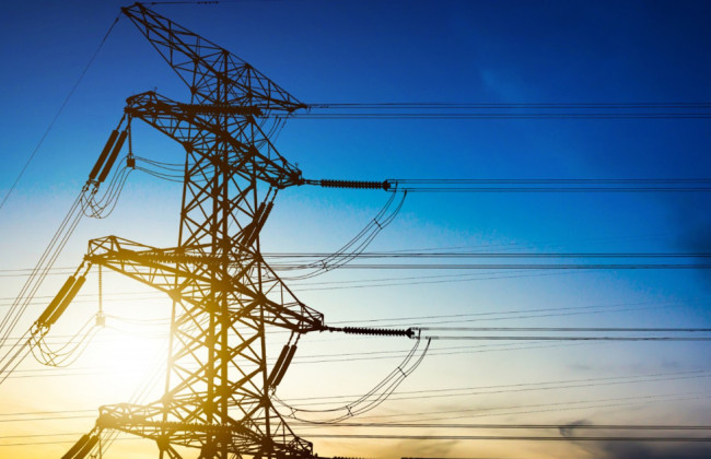 В Киеве и ряде областей на фоне атаки РФ ввели аварийные отключения света