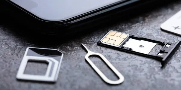 Що обрати для стабільного зв’язку: SIM чи eSIM