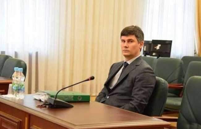 Списаний, але не звільнений: що приховує київський суддя Мандичев