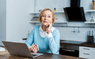 Кому можуть припинити виплату пенсії вже з 1 січня та як цього уникнути