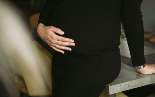 Чи треба сплачувати ЄСВ підприємиці, яка перебуває у декретній відпустці