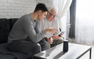 Обов’язково до 31 грудня: як пенсіонерам підтвердити особу через телефон і не втратити виплати