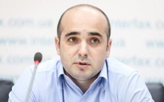 Кабмін відсторонив очільника Держлікслужби Романа Ісаєнка