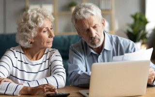 Пенсии могут приостановить: кому до 31 декабря нужно пройти физическую идентификацию