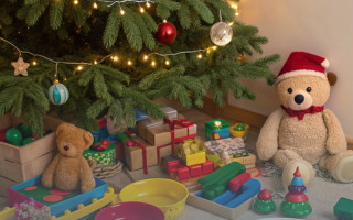 Безопасные игрушки для детей — на что следует обратить внимание