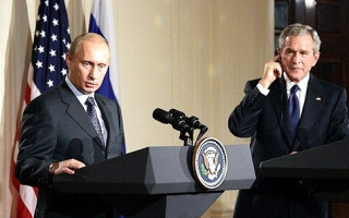 В 2000-х годах Путин на встрече с Бушем хотел вступить в НАТО – в США рассекретили материалы