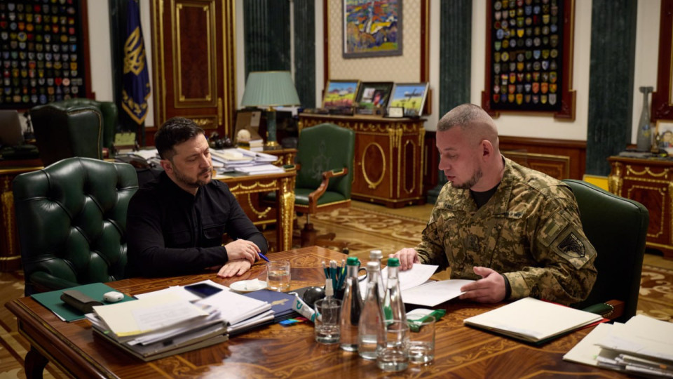 Зеленский анонсировал новые решения для усиления боевых бригад ВСУ по докладу Палисы