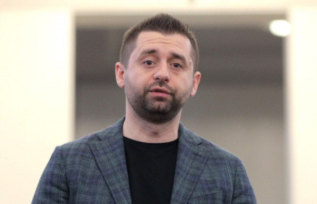 На выборах во время войны возможно гибридное голосование — онлайн и офлайн: Арахамия объяснил ситуацию