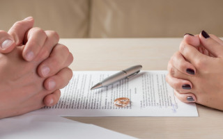 Когда один из супругов во время брака и после его расторжения имеет право на содержание – разъяснение Минюста