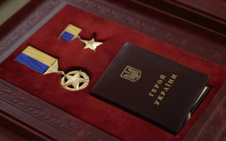 Зеленський присвоїв звання Героя України сімом військовим, чотирьом — посмертно