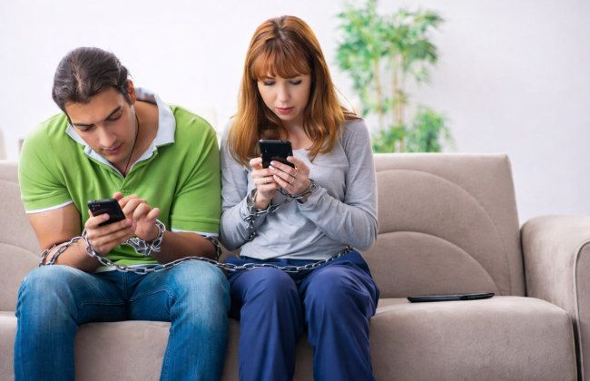 Соцмережі у США прирівняли до сигарет і зобов’язали попереджати про шкоду для психіки