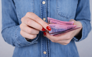 Верховний Суд підтвердив, що роботодавець не зобов’язаний виплачувати премію до професійного свята