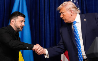 Дональд Трамп заявив, що Україна значно ближче до мирної угоди, але залишаються складні питання