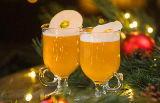 Алкоголь на новогодние праздники: как воздержаться и что делать, если «перебрали»