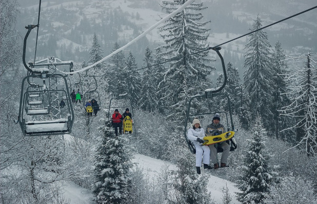 Авария на подъемнике в Италии: около 100 человек застряли на высоте 2800 метров