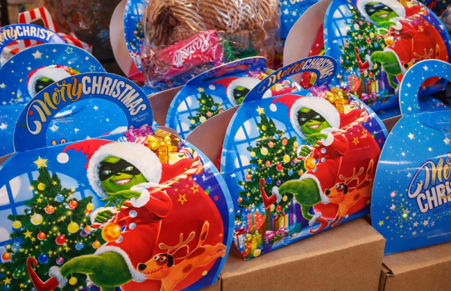 Новорічні подарунки на підприємстві: що важливо оформити правильно