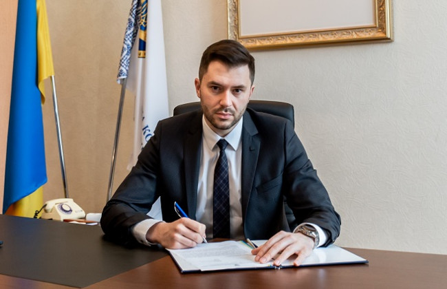 Зеленский уволил Руслана Магомедова с должности председателя Нацкомиссии по ценным бумагам и фондовому рынку