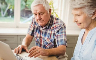 Не пройшли ідентифікацію до 31 грудня – у ПФУ відповіли, чи втратять пенсіонери виплати