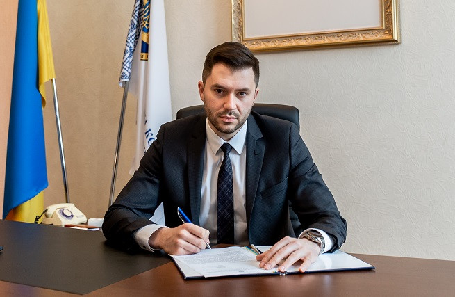 Зеленский уволил Руслана Магомедова с должности председателя Нацкомиссии по ценным бумагам и фондовому рынку