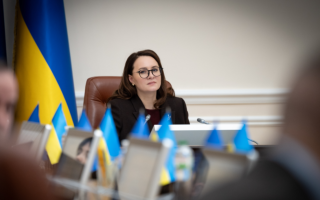 Медики у містах прифронтових регіонів зможуть отримати службове житло — Свириденко уточнила деталі