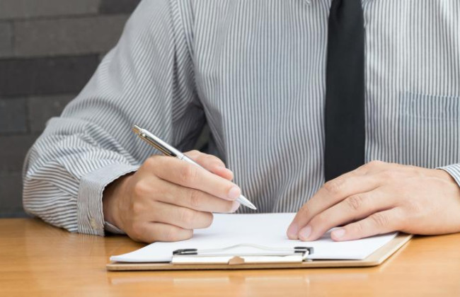 Чи потрібен окремий наказ роботодавця для припинення строкового трудового договору – позиція Верховного Суду