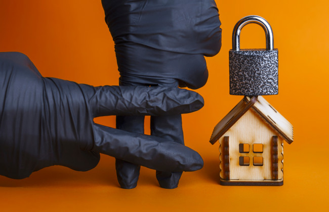 Арест на наследственное имущество: Верховный Суд разъяснил, как наследнику защитить свои права