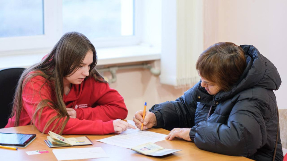 Объявлена принудительная эвакуация детей в 44 населенных пунктах Запорожской и Днепропетровской областей