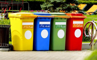 Безконтейнерний збір і маркування пакетів – Уряд підтримав зміни до правил з управління побутовими відходами