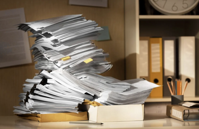 Як передати документи на зберігання нотаріусу: інструкція та правила