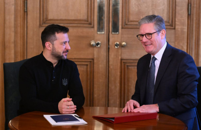 Зеленский обсудил со Стармером вопрос замороженных средств от продажи «Челси»