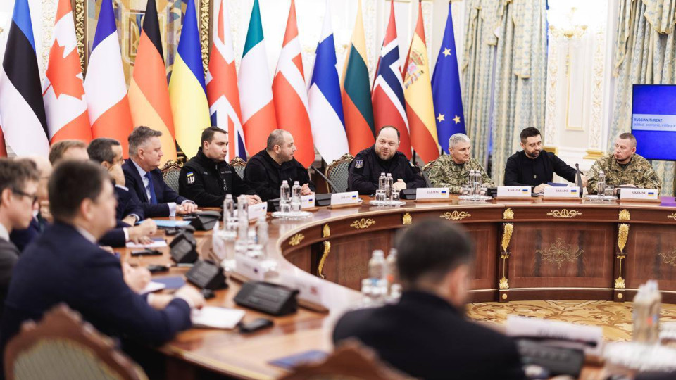 Буданов, разведки и руководство Рады присоединились к консультациям военно-политического блока — Умеров
