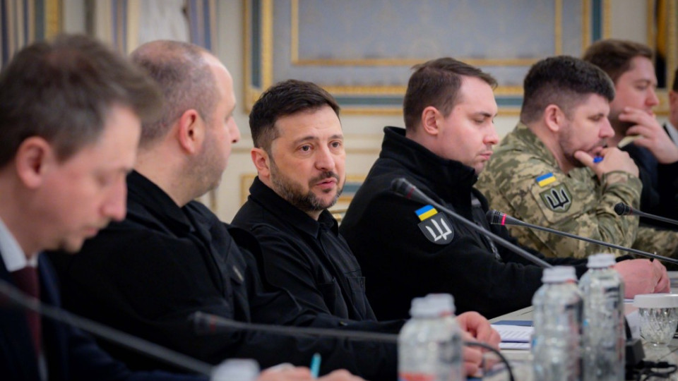 Сейчас у нас новая волна, новый шанс закончить войну, — Владимир Зеленский
