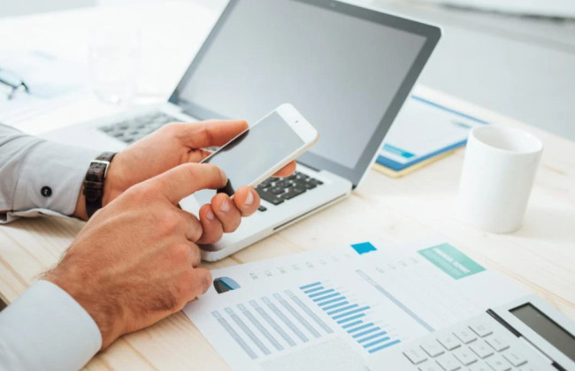 Сколько работодатель должен уплатить налогов за наемного работника в 2026 году