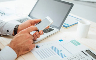 Сколько работодатель должен уплатить налогов за наемного работника в 2026 году