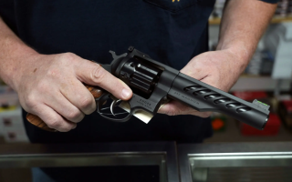 Апеляційний суд США скасував заборону на відкрите носіння зброї в містах Каліфорнії