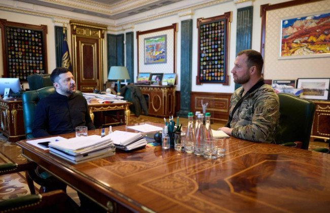 Зеленский обсудил с начальником Центра спецопераций «А» СБУ Хмарой подготовку новых спецопераций