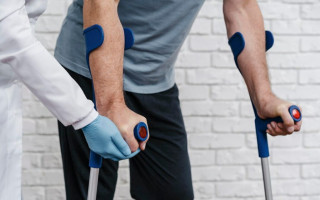 Грязі, ванни та електрофорез не лікують: МОЗ спростувало поширені міфи про реабілітацію