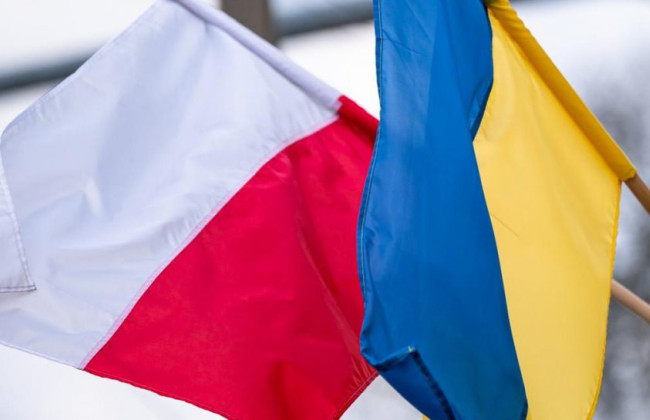 Як українцям легально залишитися в Польщі після завершення тимчасового захисту