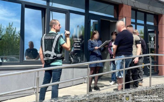 У Львові судитимуть іноземця, який за 12000 доларів обіцяв допомогу в уникненні служби в ЗСУ