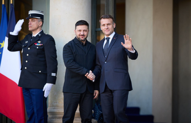 Зеленський і Макрон обговорили посилення ППО та дипломатичні кроки