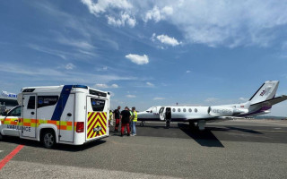 МОЗ: дівчинку з Києва, яка впала в яму з гарячою водою, евакуювали до клініки Німеччини