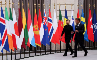 Змінюють правила гри: на саміті у Парижі узгоджують розміщення багатонаціональних сил в Україні