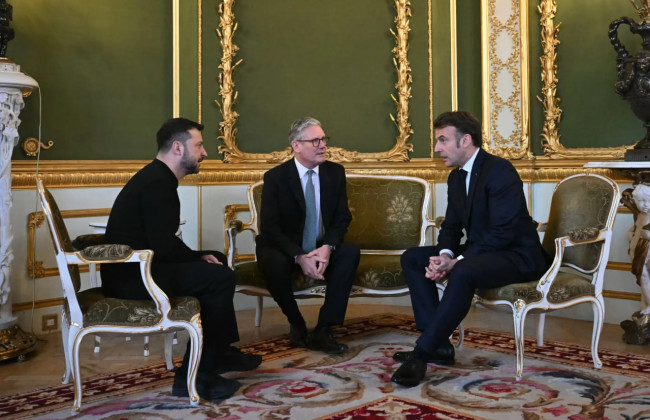 Зеленський, Макрон і Стармер підписали декларацію щодо розгортання багатонаціональних сил в Україні