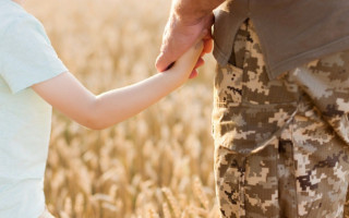 Верховный Суд разъяснил, когда внуков признают иждивенцами погибшего военнослужащего