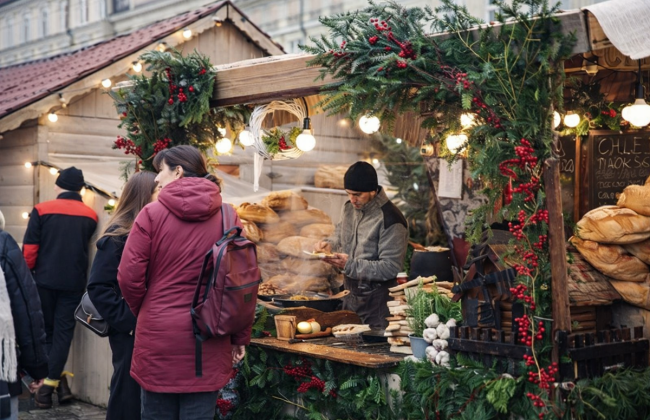 Зимние ярмарки и стихийная торговля: чем опасна покупка продуктов «с рук»